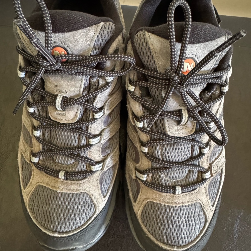 Merrell Men's Black and Gray Athletic Shoes